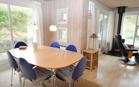 Elmeri - from the Sea: Meubles, Design Intérieur, Sol, Bois, Sol, Table, Chaise, Plafond, Pièce, Table Cuisine Et Salle A Manger
