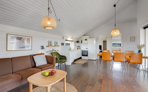 Jænis - from the Sea: Meubles, Design Intérieur, Sol, Bois, Plafond, Canapé, Sol, Luminaire, Salon, Domicile