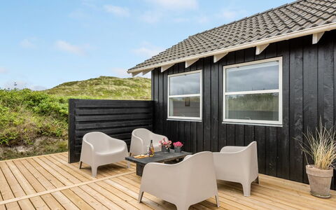Arvo - from the Sea: Arbuste, Design Urbain, Couverture De Sol, Brique, Appartement, Biens, Brickwork, Balcon, Aménagement Paysager