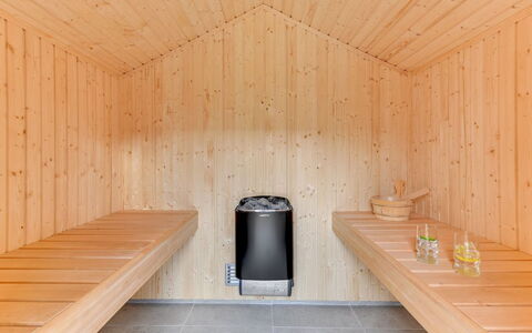 Doreen - from the Sea: Chalet, Toit, Domicile, Pente, Cabane, Siding
