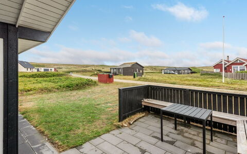 Arni - 150M from the Sea: Maison, Toit, Domicile, Chalet, Cabanon, Batiments Jardin, Siding, Cour, Cabane En Rondins, Cabane