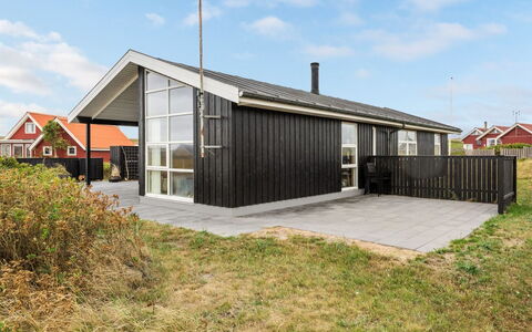 Arni - 150M from the Sea: Maison, Toit, Domicile, Chalet, Cabanon, Batiments Jardin, Siding, Cour, Cabane En Rondins, Cabane