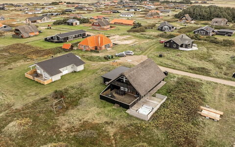 Kristanna - 150M from the Sea: Toit, Plaine, Lot Terre, Zone Rurale, Domicile, Biens, Champ, Chalet, Pelouse, Banlieue