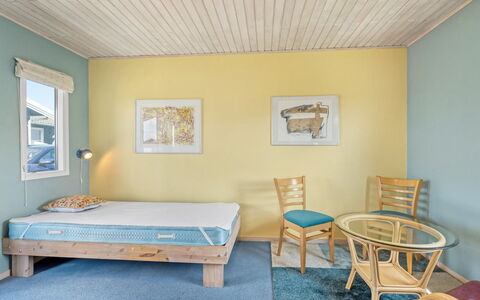 Viveka - 500M from the Sea: Meubles, Design Intérieur, Sol, Sol, Mur, Chambre, Lit, Bois, Plafond, Pièce