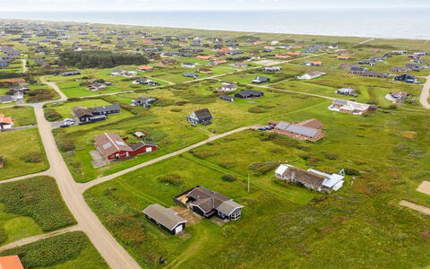 Viveka - 500M from the Sea: Toit, Plaine, Lot Terre, Zone Rurale, Domicile, Biens, Champ, Chalet, Pelouse, Banlieue