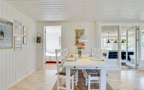 Styrmer - 1.2Km from the Sea: Maison, Domicile, Porte, Toit, Chalet, Biens, Jardin, Ombre, Siding, Cour