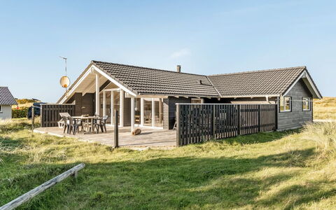 Horsten - 350M from the Sea: Bois, Toit, Architecture, Maison, Domicile, Chalet, Zone Rurale, Siding, Porche, Biens