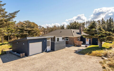 Örjan - 400M from the Sea: Bois, Maison, Chalet, Domicile, Toit, Zone Rurale, Siding, Cabane En Rondins, Batiments Jardin, Dur