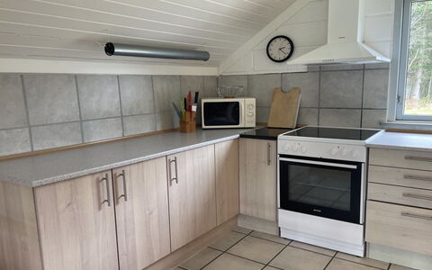 Felicia - 800M from the Sea: Sol, Cuisine, Bois, Appareil De Cuisine, Sol, Cabinetry, Comptoir, Principaux Appliance, Design Intérieur, Électroménager