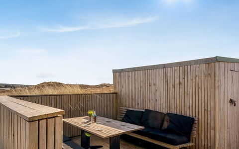Ginne - 125M from the Sea: Toit, Lot Terre, Chalet, Domicile, Zone Rurale, Cabanon, Siding, Batiments Jardin, Cabane En Rondins, Cabane