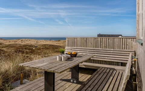 Ginne - 125M from the Sea: Toit, Lot Terre, Chalet, Domicile, Zone Rurale, Cabanon, Siding, Batiments Jardin, Cabane En Rondins, Cabane