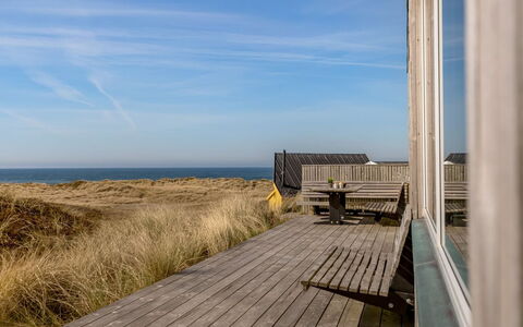 Ginne - 125M from the Sea: Toit, Lot Terre, Chalet, Domicile, Zone Rurale, Cabanon, Siding, Batiments Jardin, Cabane En Rondins, Cabane