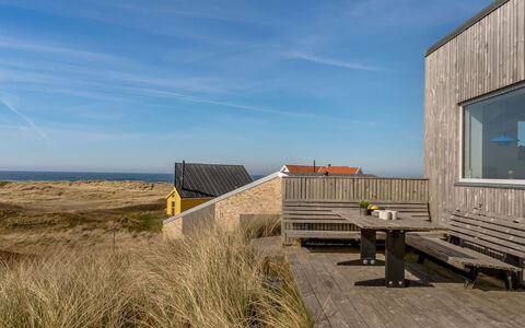Ginne - 125M from the Sea: Toit, Lot Terre, Chalet, Domicile, Zone Rurale, Cabanon, Siding, Batiments Jardin, Cabane En Rondins, Cabane