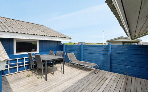 Joern - 300M from the Sea: Toit, Plaine, Lot Terre, Zone Rurale, Domicile, Biens, Champ, Chalet, Pelouse, Banlieue