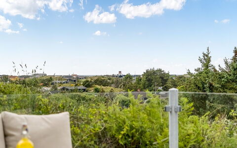 Skamhals - 700M from the Sea: Arbuste, Design Urbain, Couverture De Sol, Brique, Appartement, Biens, Brickwork, Balcon, Aménagement Paysager