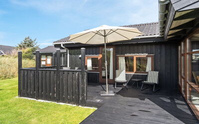 Friderike - 200M from the Sea