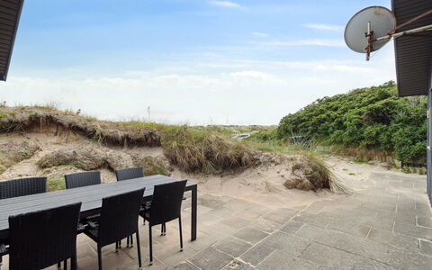 Aghe - 250M from the Sea: Bois, Toit, Architecture, Domicile, Maison, Chalet, Siding, Dur, Pente, Biens
