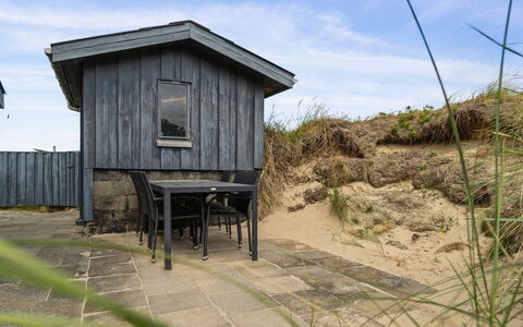 Aghe - 250M from the Sea: Bois, Toit, Architecture, Domicile, Maison, Chalet, Siding, Dur, Pente, Biens