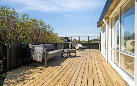Dijana - 150M from the Sea: Bois, Toit, Architecture, Domicile, Maison, Chalet, Siding, Dur, Pente, Biens