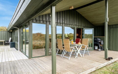 Hunved - 500M from the Sea: Bois, Porche, Chalet, Planche, Siding, Ombre, Dur, Batiments Jardin, Cabanon, Structure En Plein Air