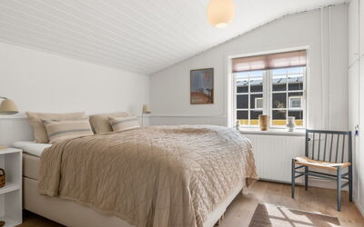 Caranus - 900M from the Sea