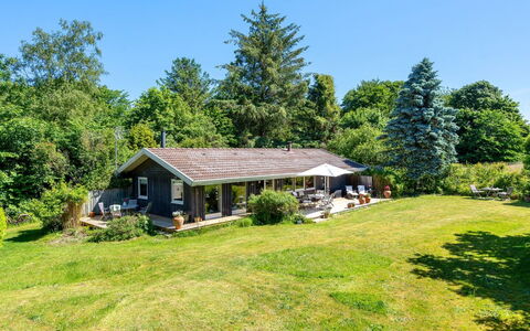 Naira - 1.8Km from the Sea: Bois, Toit, Architecture, Domicile, Maison, Chalet, Siding, Dur, Pente, Biens