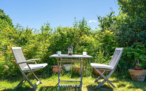 Naira - 1.8Km from the Sea: Bois, Toit, Architecture, Domicile, Maison, Chalet, Siding, Dur, Pente, Biens