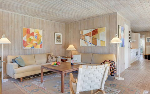 Naira - 1.8Km from the Sea: Bois, Toit, Architecture, Domicile, Maison, Chalet, Siding, Dur, Pente, Biens