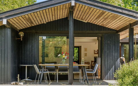 Lasse - 1.5Km from the Sea: Bois, Maison, Chalet, Domicile, Toit, Zone Rurale, Siding, Cabane En Rondins, Batiments Jardin, Dur
