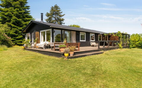 Gritt - 800M from the Sea: Bois, Chalet, Dur, Planche, Tache De Bois, Batiments Jardin, Conception, Cour, Cabane En Rondins, Arrière-Cour