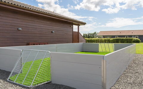 Niela - 800M from the Sea: Piscine, Mobilier De Jardin, Meubles, Recours, Dalle, Eco Hôtel, Ombre, Chaise, Loisir, Biens