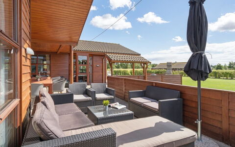 Niela - 800M from the Sea: Piscine, Mobilier De Jardin, Meubles, Recours, Dalle, Eco Hôtel, Ombre, Chaise, Loisir, Biens