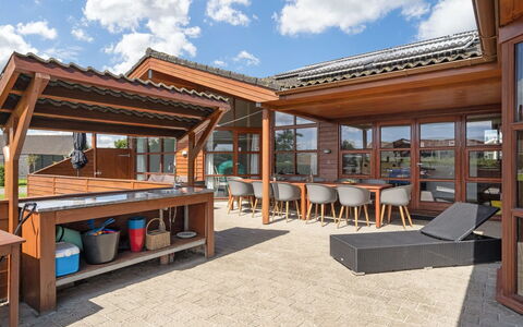 Niela - 800M from the Sea: Piscine, Mobilier De Jardin, Meubles, Recours, Dalle, Eco Hôtel, Ombre, Chaise, Loisir, Biens