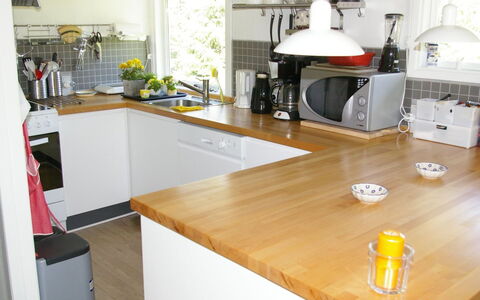 Gyri - 800M from the Sea: Bois, Tache De Bois, Planche, Dur, Chalet, Plate-Forme, Siding, Ombre, Parquet, Batiments Jardin
