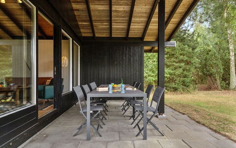 Elja - 600M from the Sea: Bois, Maison, Chalet, Domicile, Toit, Zone Rurale, Siding, Cabane En Rondins, Batiments Jardin, Dur