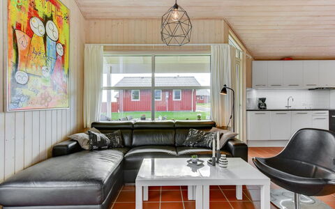Helga - 100M from the Sea: Design Intérieur, Bois, Canapé, Sol, Plafond, Salon, Meubles, Sol, Pièce