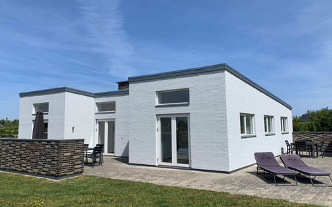Hvenild - 800M from the Sea: Toit, Domicile, Chalet, Siding, Ombre, Ferme, Biens, Allée, Batiments Jardin, Cour