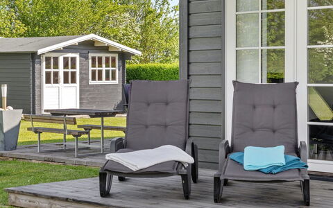 Hathulf - 700M from the Sea: Meubles, Mobilier De Jardin, Chaise, Jardin, Dur, Conception, Balancelle, Patio, Accoudoir, Cour