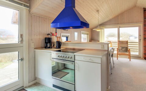Telia - 250M from the Sea: Bois, Plafond, Cuisine, Design Intérieur, Sol, Luminaire, Meubles, Pièce, Sol, Comptoir