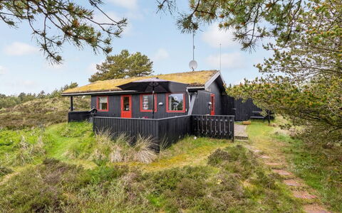 Kathaline - 3.4Km from the Sea: Chalet, Cabanon, Cabane, Ferme, Prairie, Cabane, Grange, Cabane En Rondins, Batiments Jardin