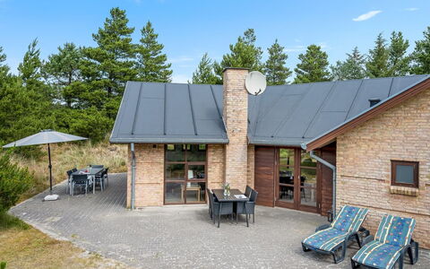 Thormar - 1.5Km from the Sea: Bois, Toit, Architecture, Domicile, Maison, Chalet, Siding, Dur, Pente, Biens