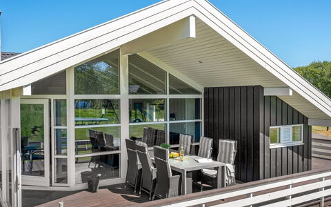 Domna - 800M from the Sea: Domicile, Chalet, Porche, Siding, Ferme, Structure En Plein Air
