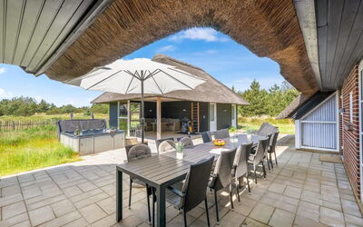 Vangel - 500M from the Sea
