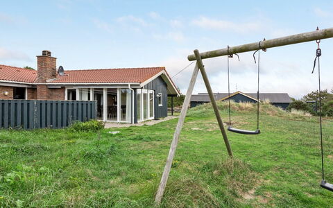 Soini - 900M from the Sea: Toit, Lot Terre, Chalet, Domicile, Zone Rurale, Cabanon, Siding, Batiments Jardin, Cabane En Rondins, Cabane
