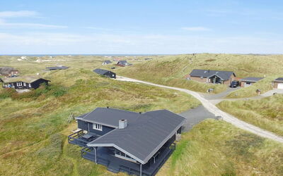 Anetta - 200M from the Sea