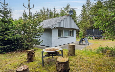 Marta - 1.5Km from the Sea: Maison, Toit, Domicile, Chalet, Cabanon, Batiments Jardin, Siding, Cour, Cabane En Rondins, Cabane