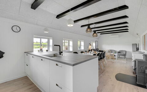 Giesela - 975M from the Sea: Plafond, Cuisine, Comptoir, Luminaire, Conception, Cabinetry, Dur, Daylighting, Robinet