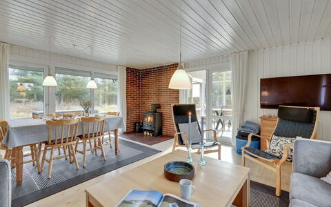 Shalez - from the Sea: Maison, Toit, Domicile, Chalet, Cabanon, Batiments Jardin, Siding, Cour, Cabane En Rondins, Cabane