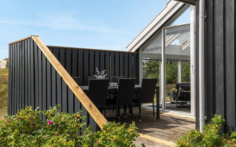 Anthonette - from the Sea: Chalet, Cabanon, Cabane, Ferme, Prairie, Cabane, Grange, Cabane En Rondins, Batiments Jardin