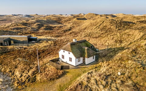 Trugot - 450M to the Fjord: Chalet, Domicile, Maison, Toit, Porche, Biens, Siding, Batiments Jardin, Ferme, Cour